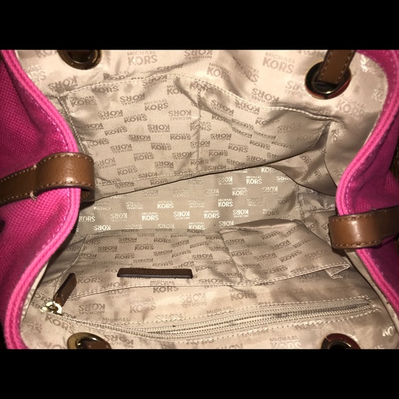 💕SOLD!!!💕AUTHENTIC MICHAEL KORS PINK TOTE💕 - Picture 5 of 8